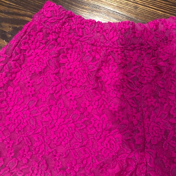 Free People Lace Short with elastic Waistband - Picture 2 of 3